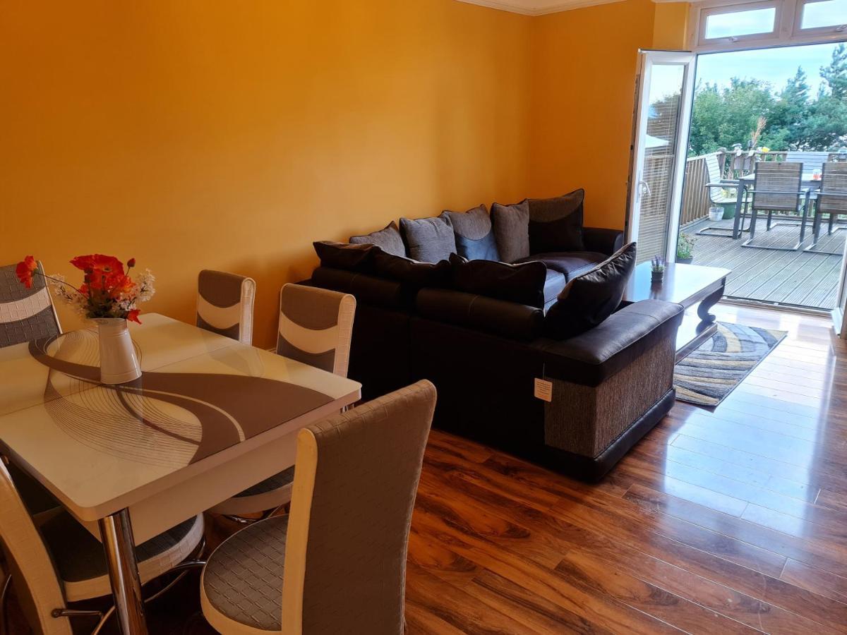 4Br Sea View Escape-Near Snowdonia& Coastal Trails Villa Penmaenmawr Exterior photo